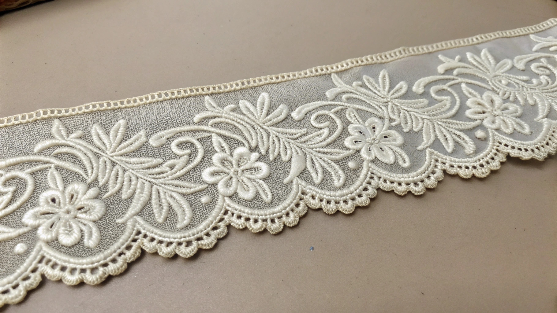 Elegant embroidered border lace trim design
